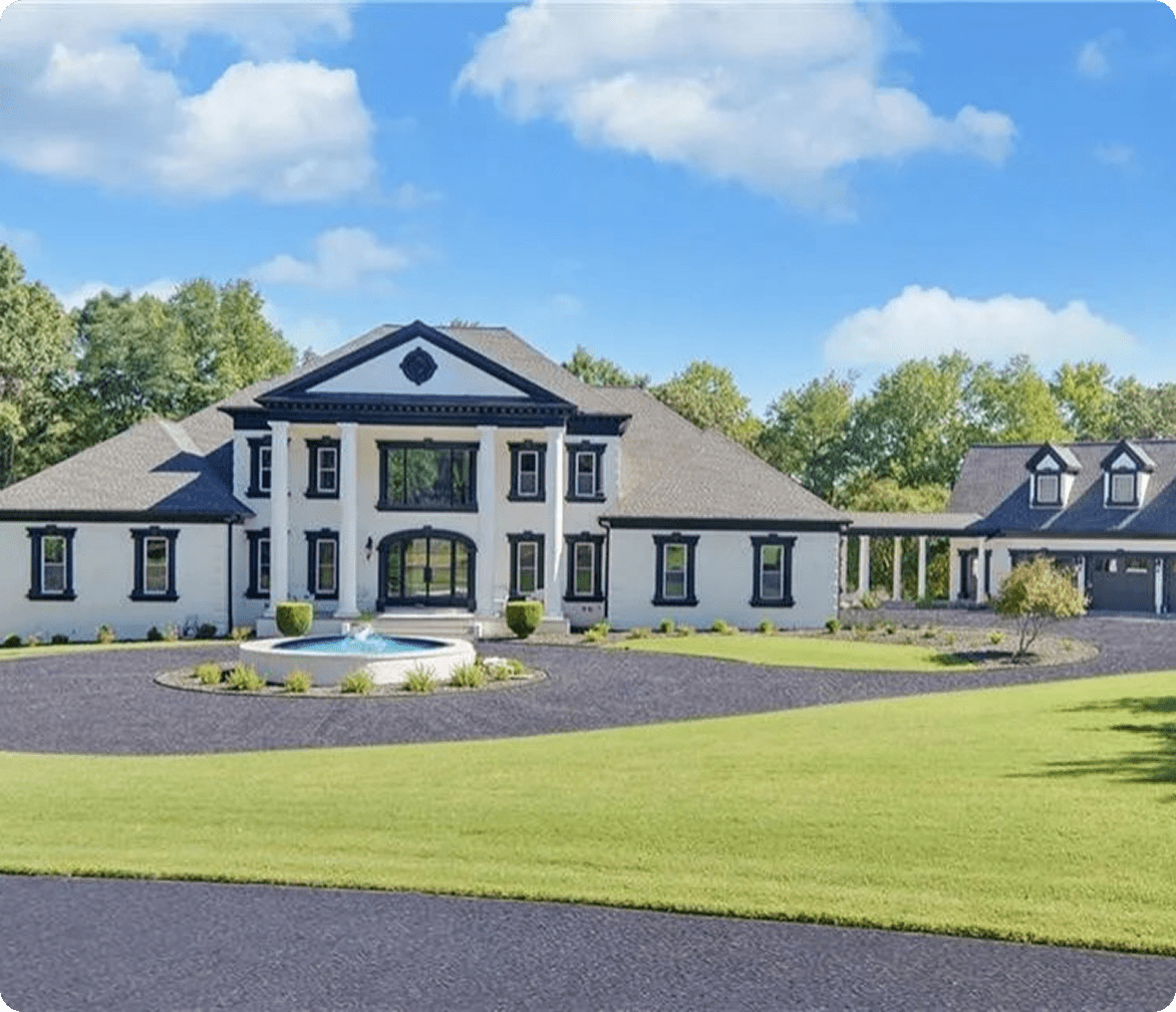 Elegant estate with spacious garden
